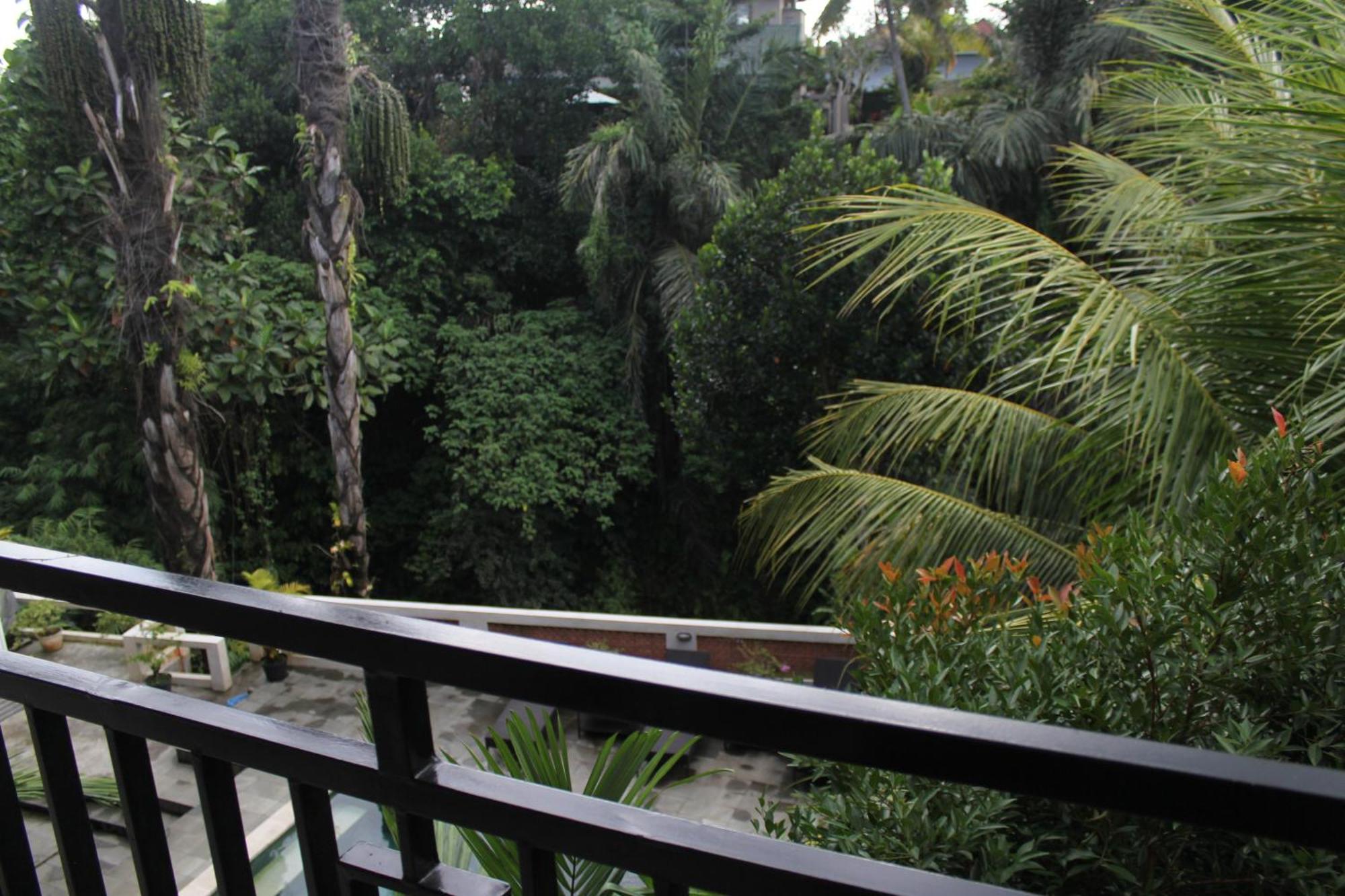 Hanaka Riverside Ubud Exterior foto